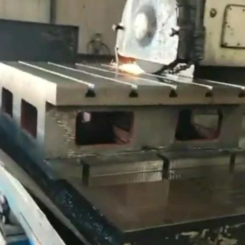 टी स्लॉट कच्चा लोहा वर्ग बक्से के प्रसंस्करण के वीडियो-hi
